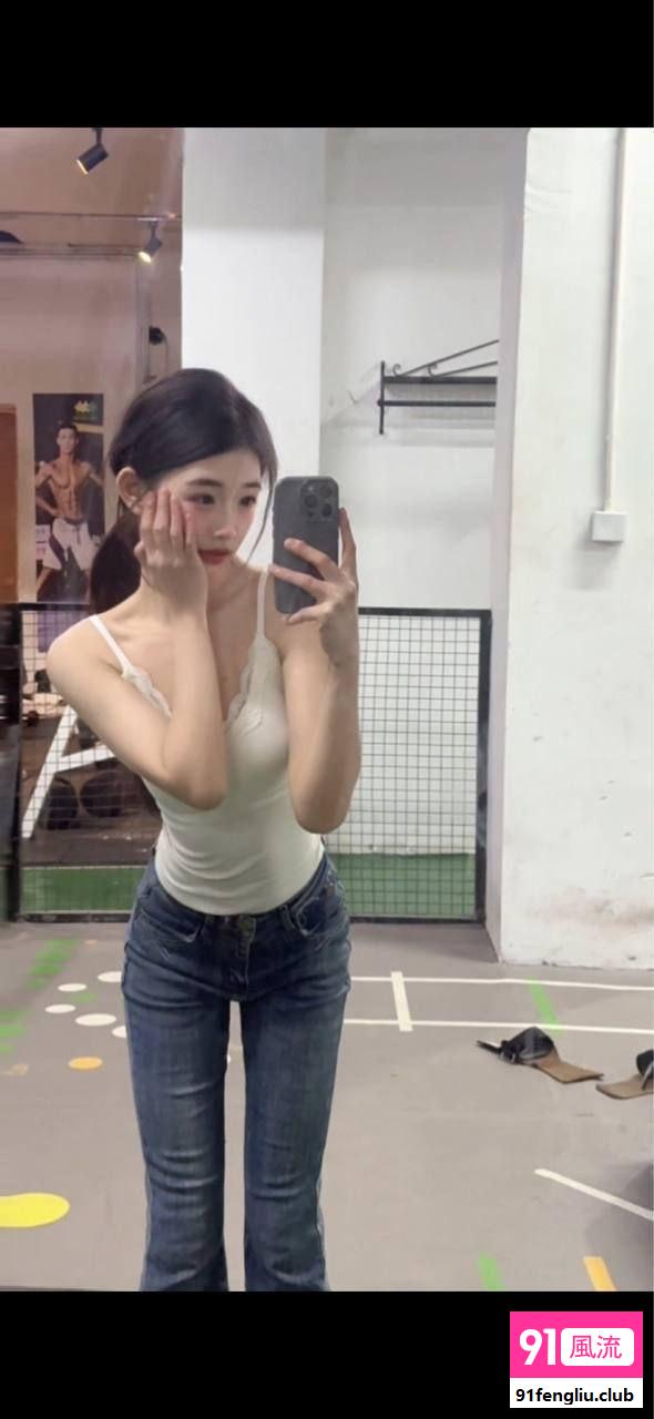 苗条嫩妹多水可上门